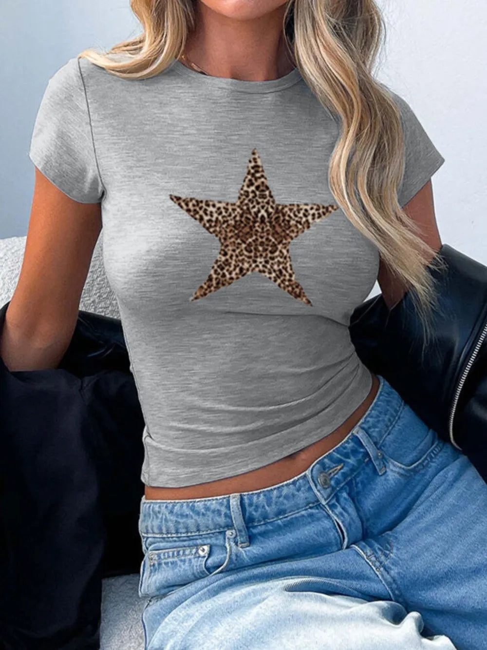 Devine Star Round Neck Short Sleeve T-Shirt - Be Bliss Boutique