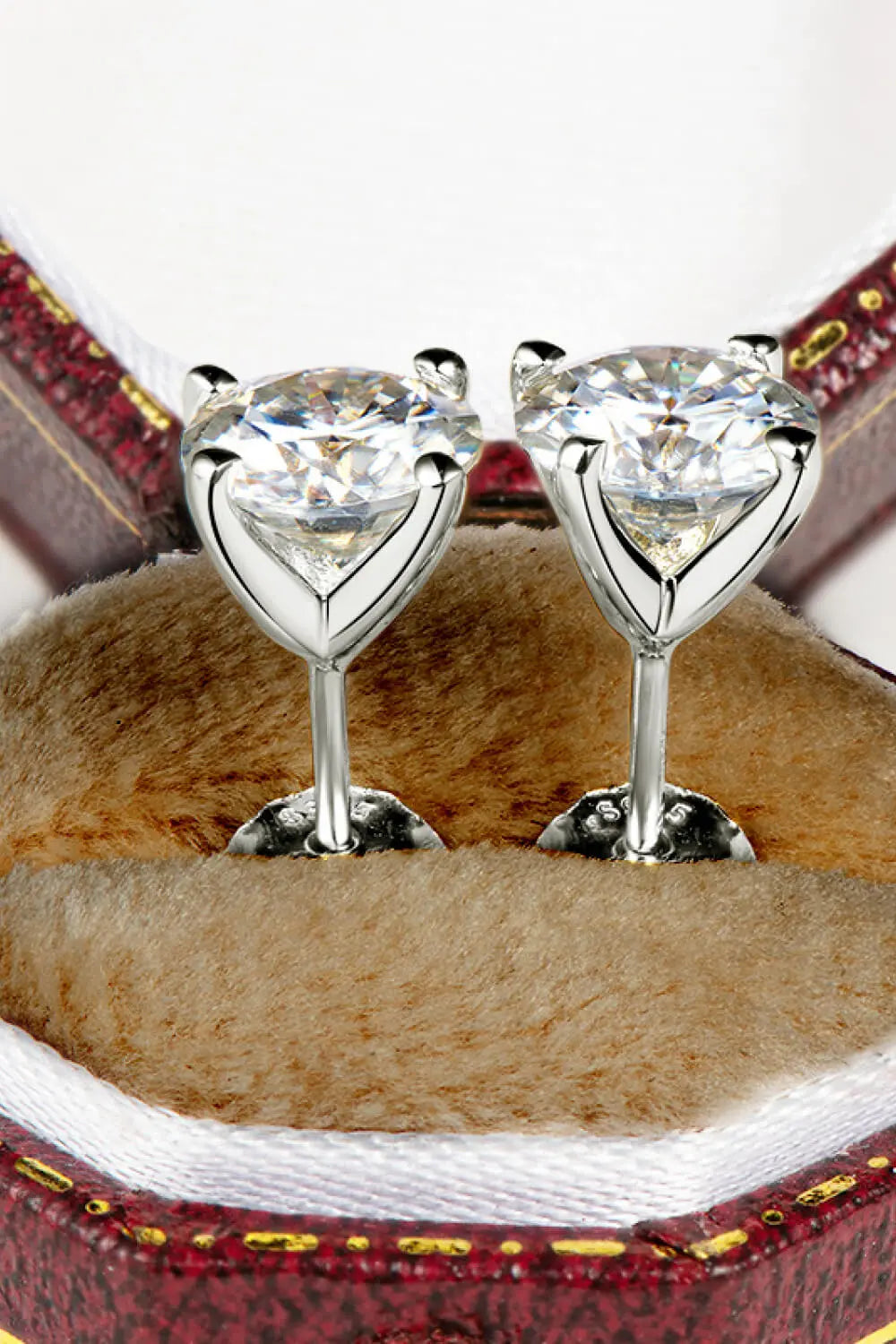 925 Sterling Silver 1 Carat Moissanite Stud Earrings - Be Bliss Boutique