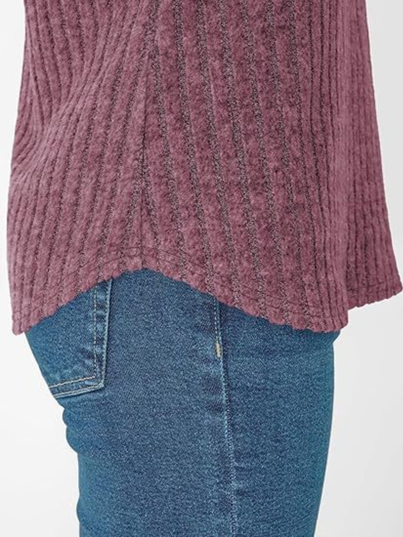 Ribbed Knit V Neck Relaxed Fit T Shirt - Be Bliss Boutique