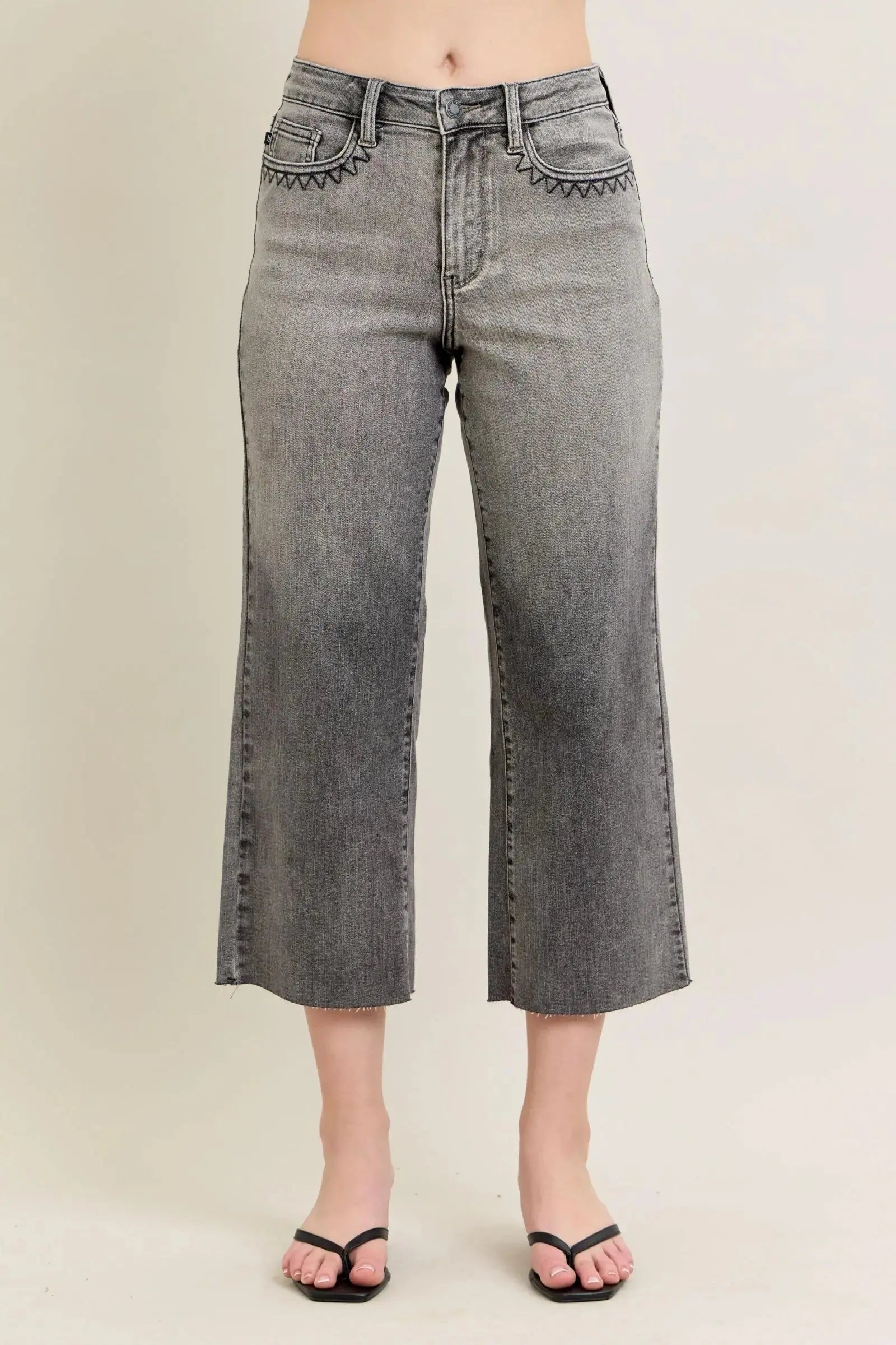 Judy Blue Jeans - Full Size Wide Leg Capris Jeans - Be Bliss Boutique