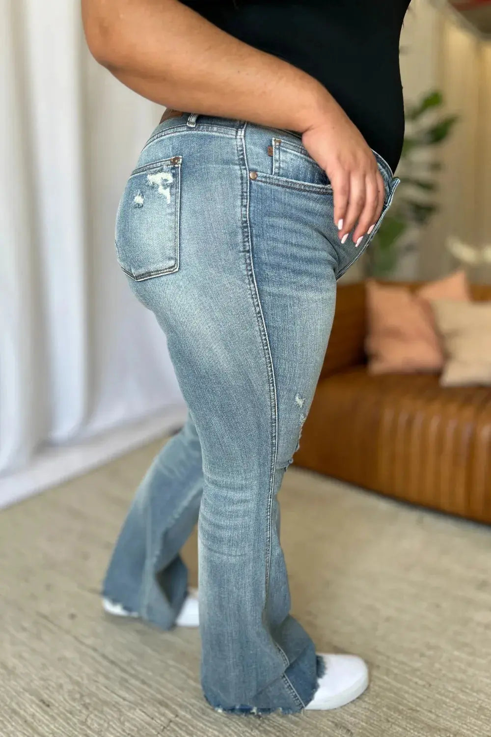 Plus Size Medium Rise Tummy Control Destroy Flare Judy Blue Jeans - Be Bliss Boutique