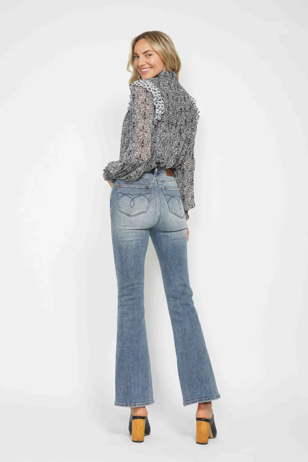 Judy Blue Jeans - Full Size Tummy Control Bootcut Jeans w/ Back Embroidered Pockets - Be Bliss Boutique