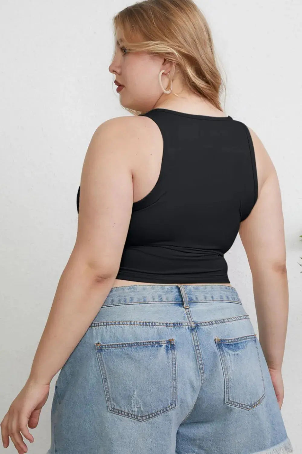 Basic Bae Full Size Round Neck Slim Fit Stretch Tank Top - Be Bliss Boutique