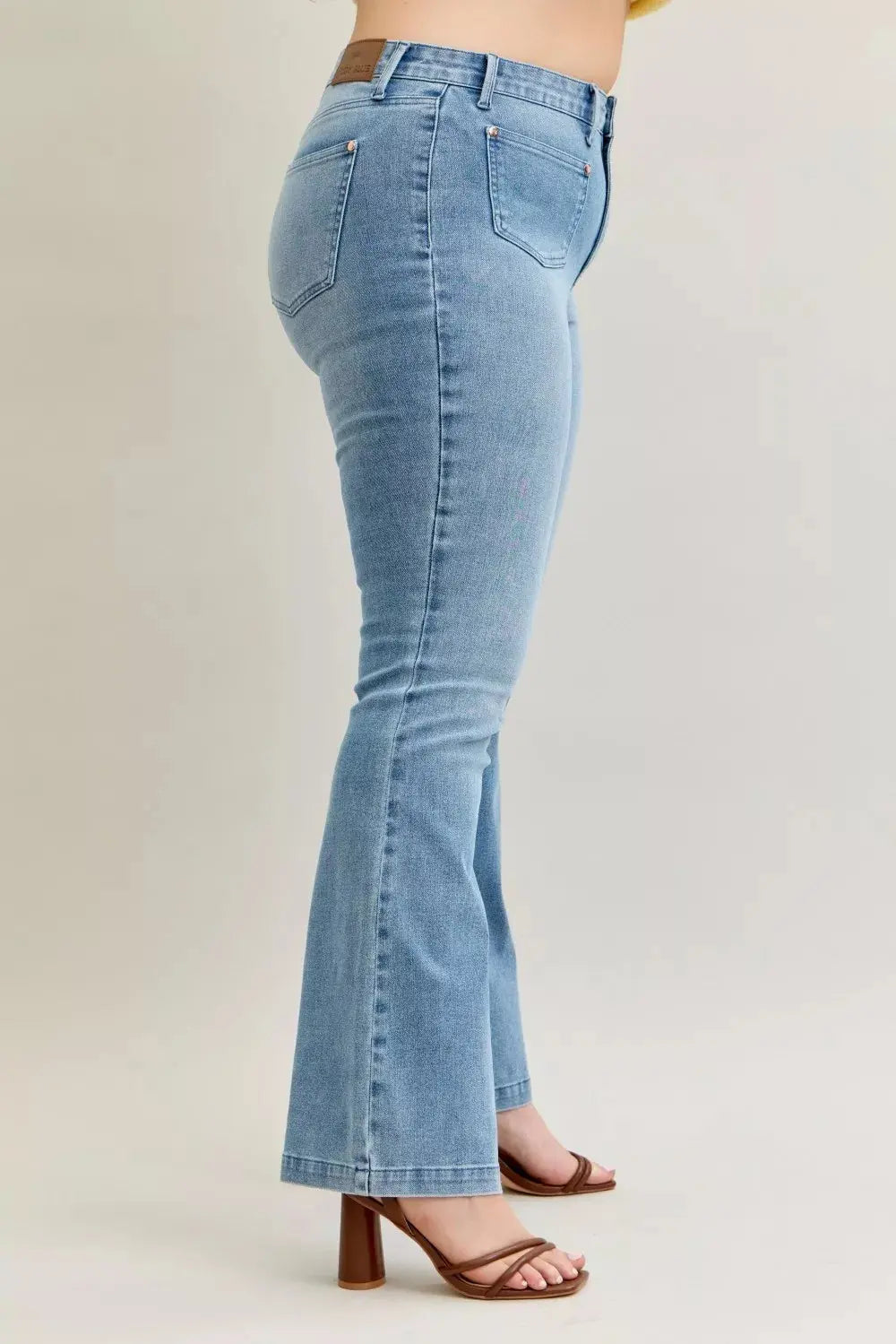 Judy Blue Jeans - Full Size Mid Rise Bootcut Jeans with Contrast Wash & Front Patch Pockets - Be Bliss Boutique