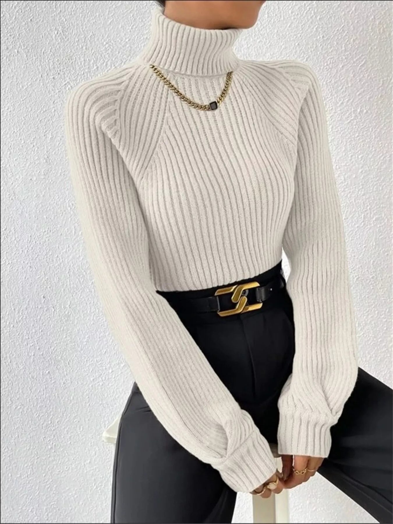 Ribbed Knit Turtleneck Sweater - Be Bliss Boutique