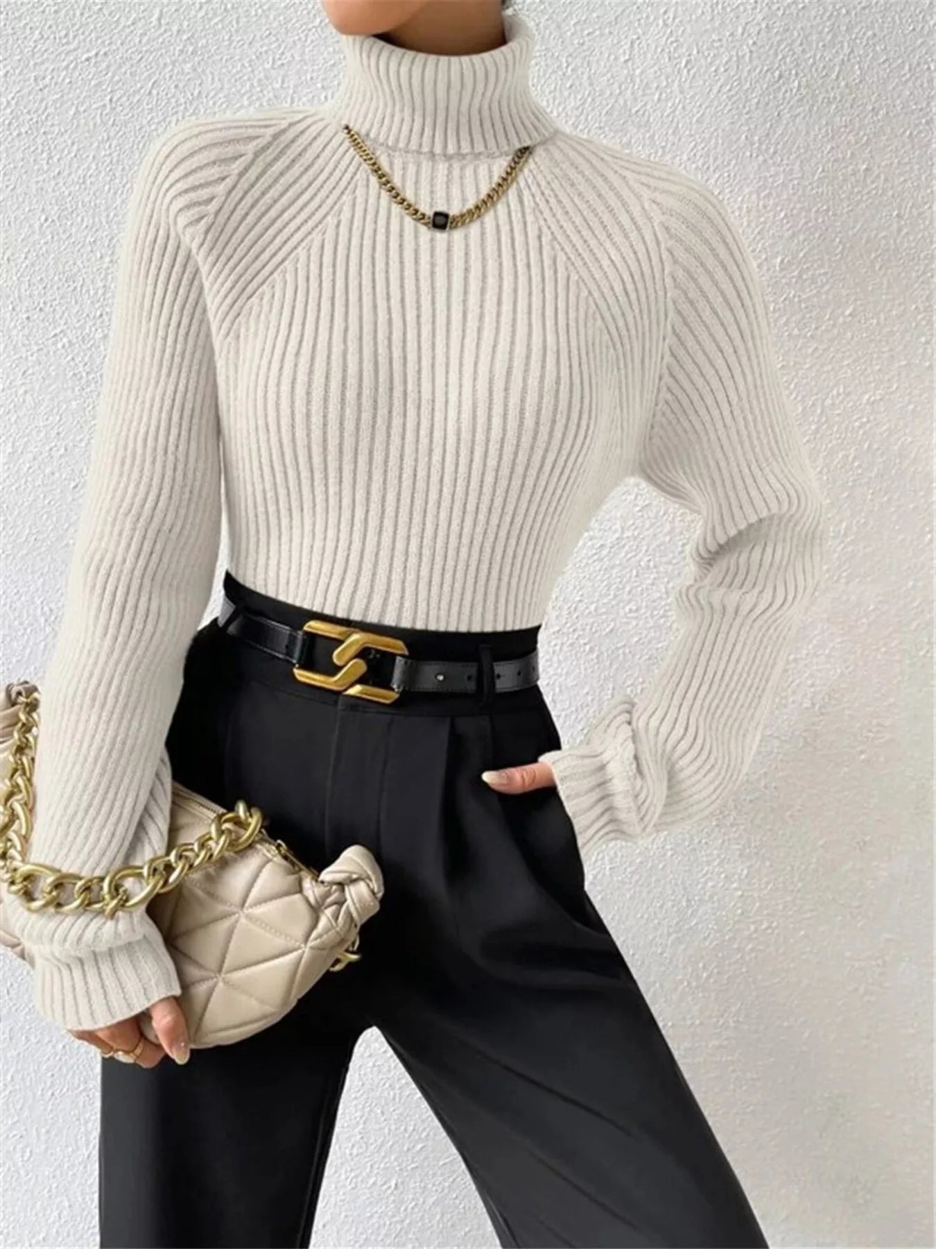 Ribbed Knit Turtleneck Sweater - Be Bliss Boutique