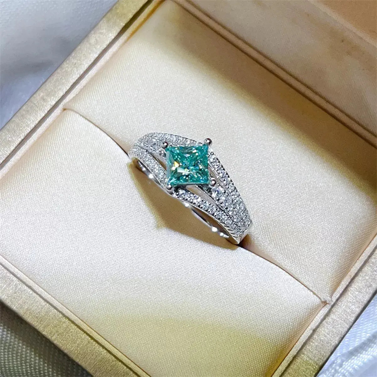 925 Sterling Silver Turquoise 1 Carat Moissanite Ring - Be Bliss Boutique