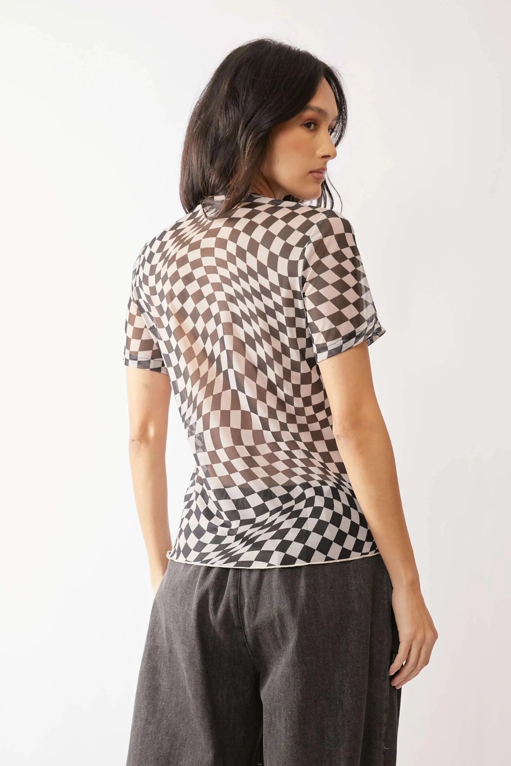 Davi & Dani Checker Board Printed Mesh Short Sleeve Top - Be Bliss Boutique