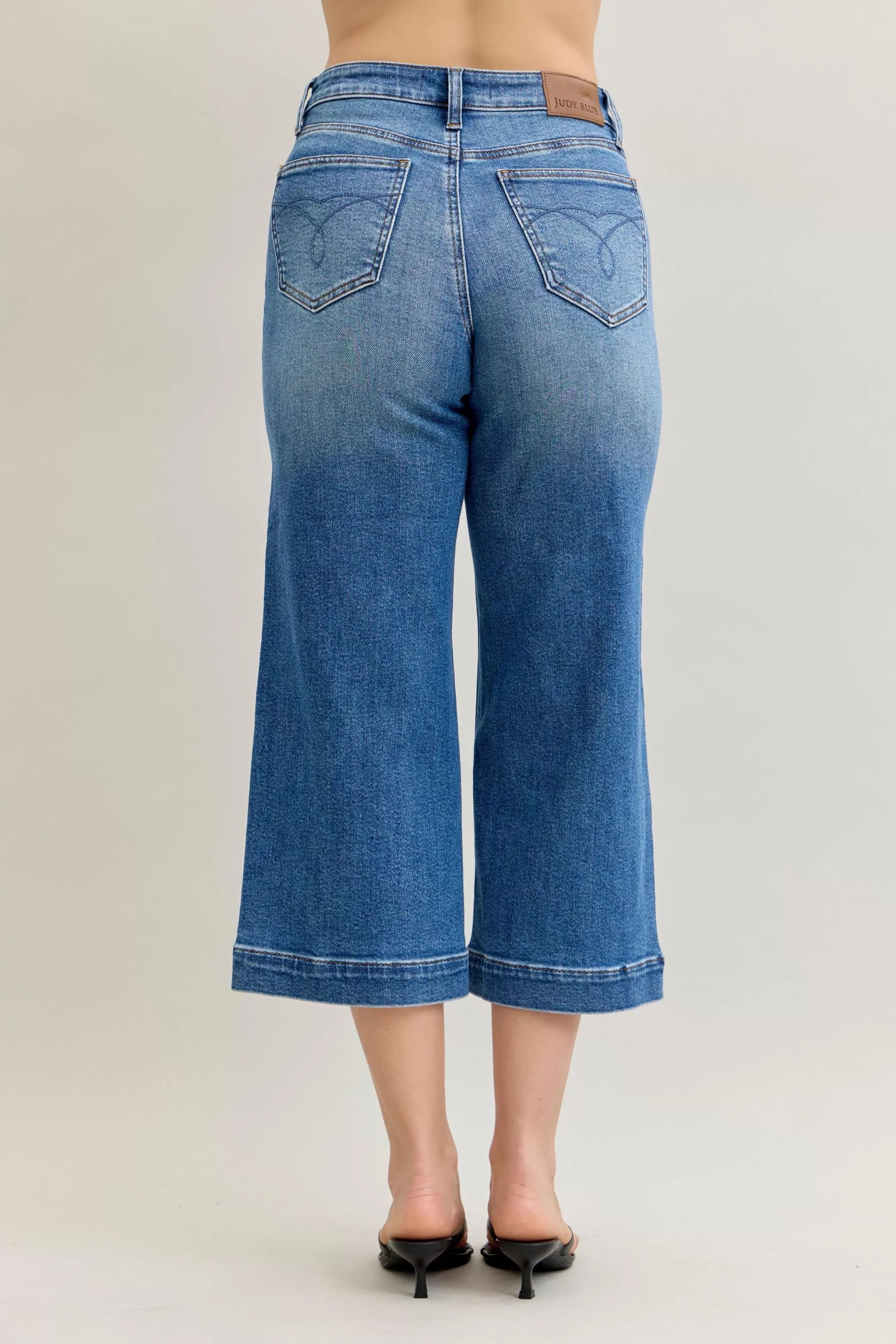 Judy Blue Jeans - Mid Rise Crop Wide Leg Jeans - Be Bliss Boutique