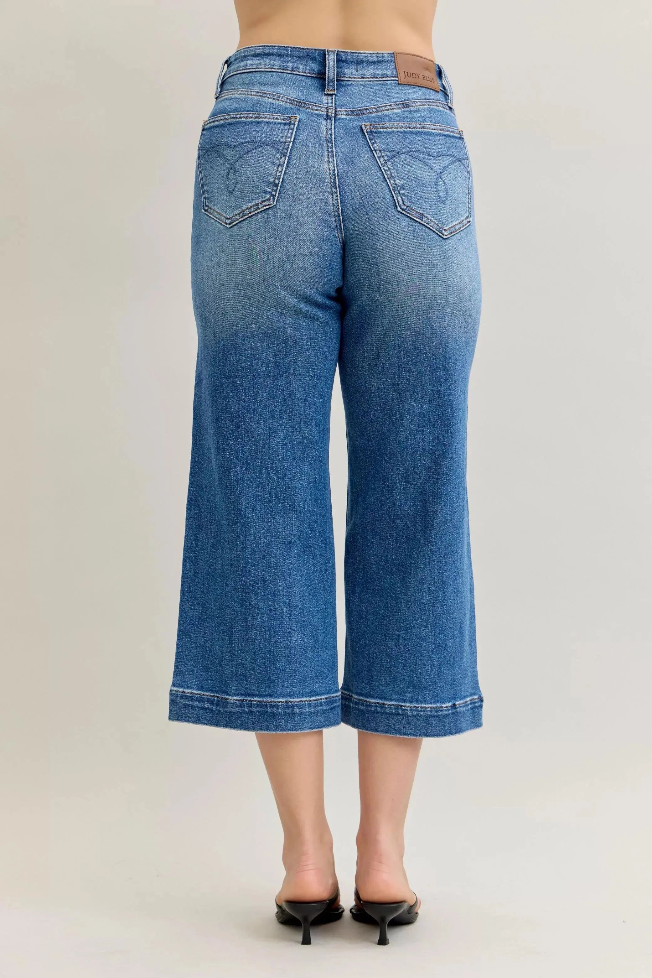 Judy Blue Jeans - Mid Rise Crop Wide Leg Jeans - Be Bliss Boutique