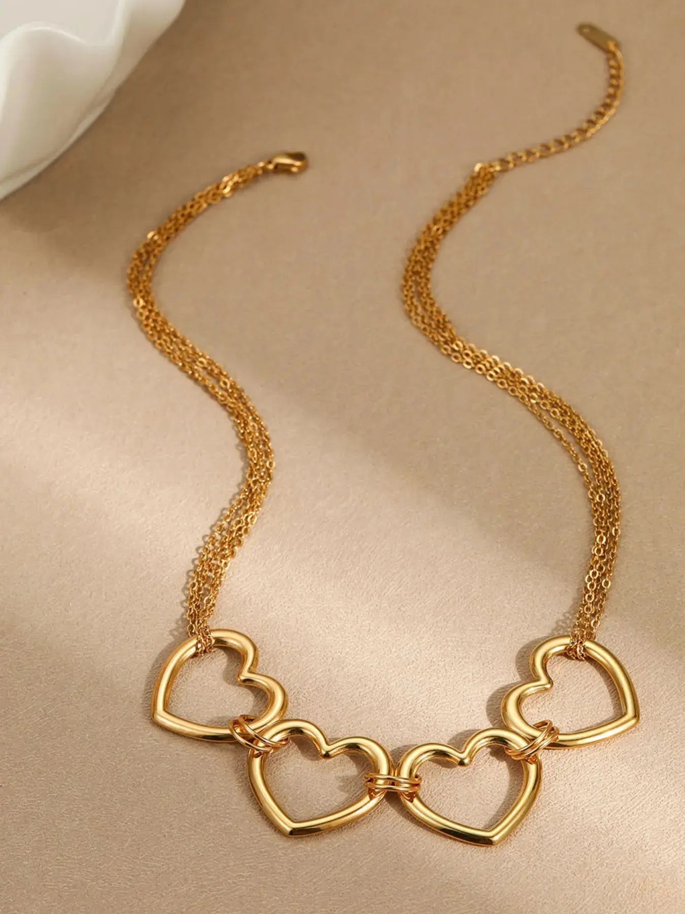 18K Gold-Plated Linked Heart Statement Necklace - Be Bliss Boutique