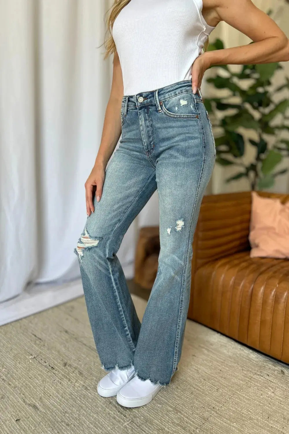 Plus Size Medium Rise Tummy Control Destroy Flare Judy Blue Jeans - Be Bliss Boutique