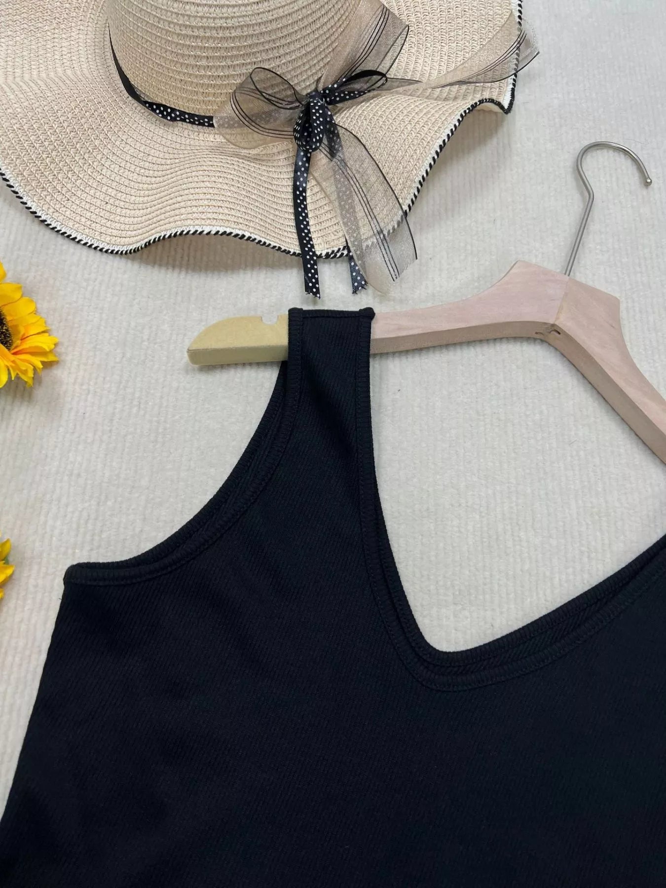 Slim Fit V Neck Tank Top - Be Bliss Boutique