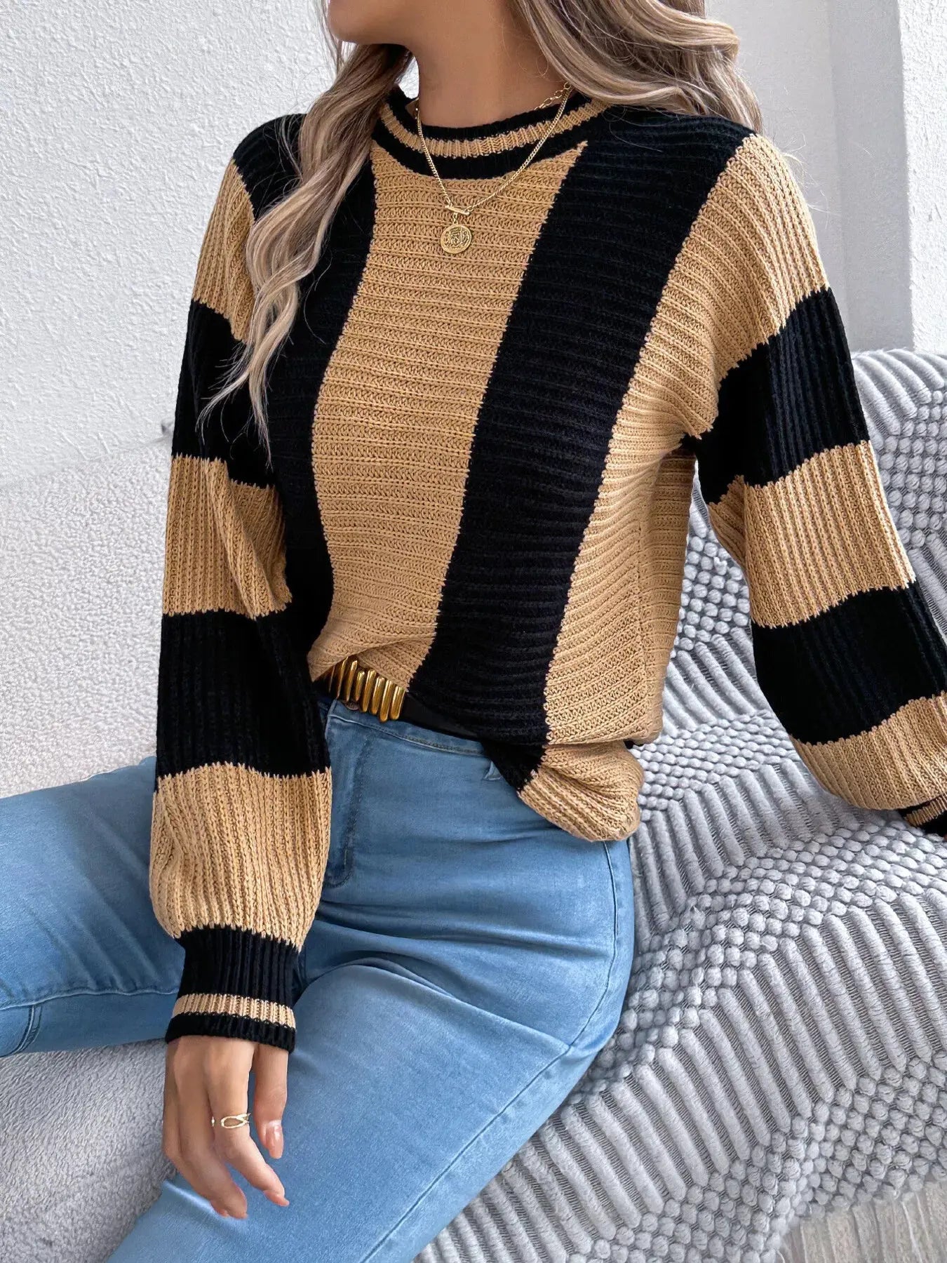 Round Neck Color Block Sweater - Be Bliss Boutique