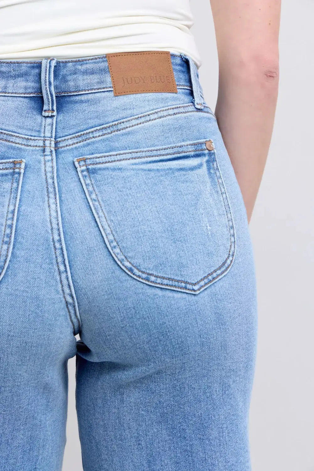 Full Size High Waist Wide Leg Judy Blue Jeans with Functional Pockets - Be Bliss Boutique
