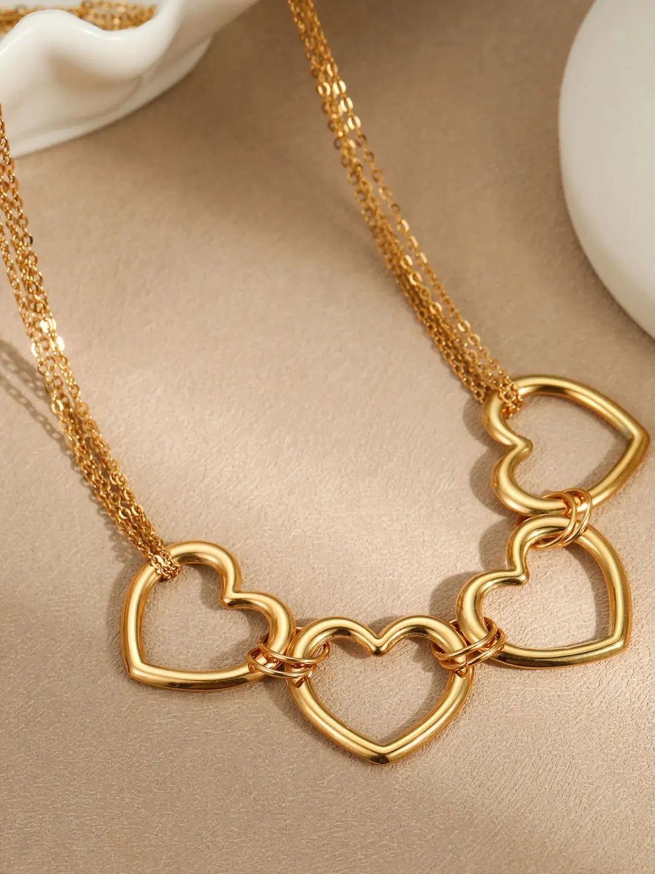 18K Gold-Plated Linked Heart Statement Necklace - Be Bliss Boutique