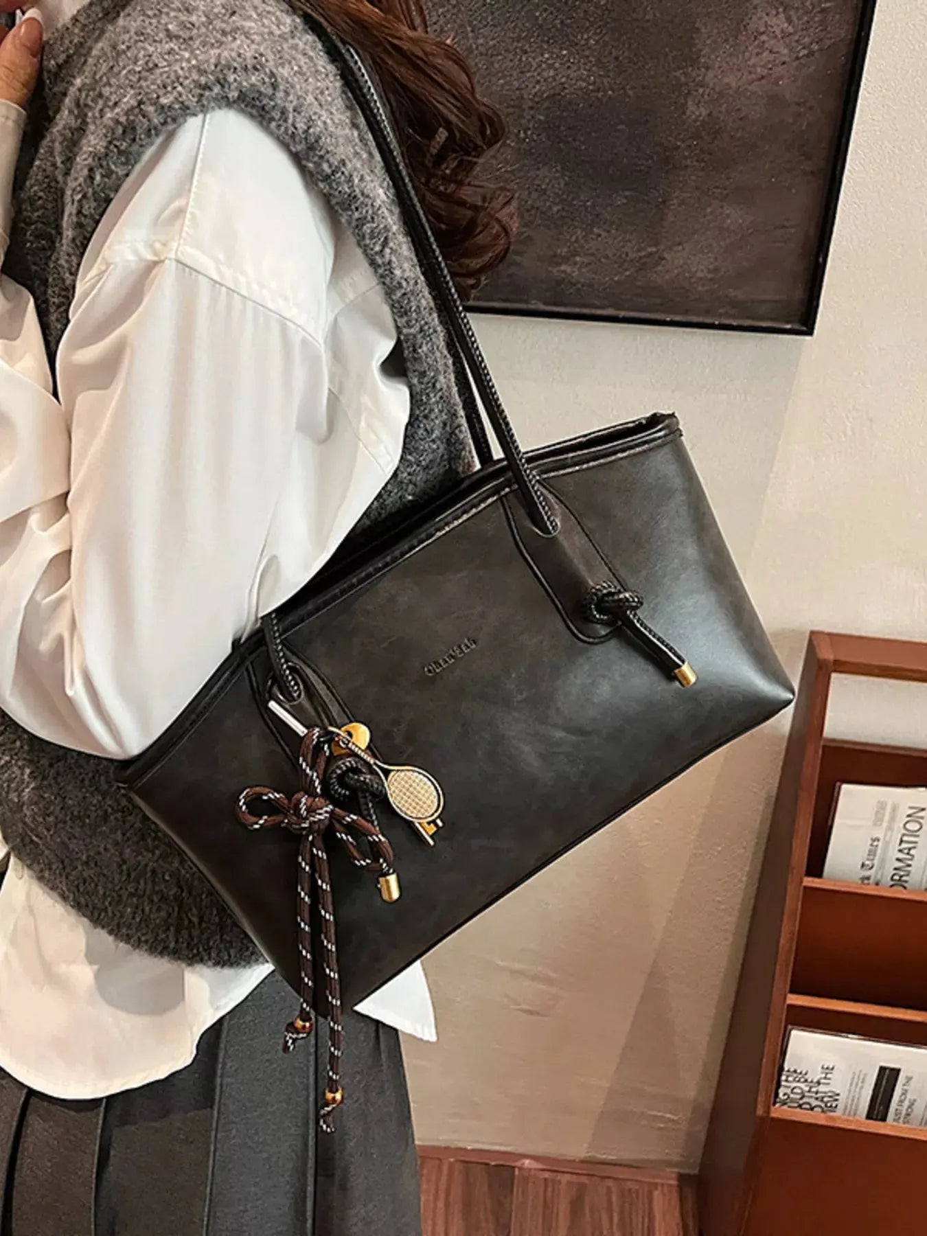 Vintage Style Leather Shoulder Bag - Be Bliss Boutique