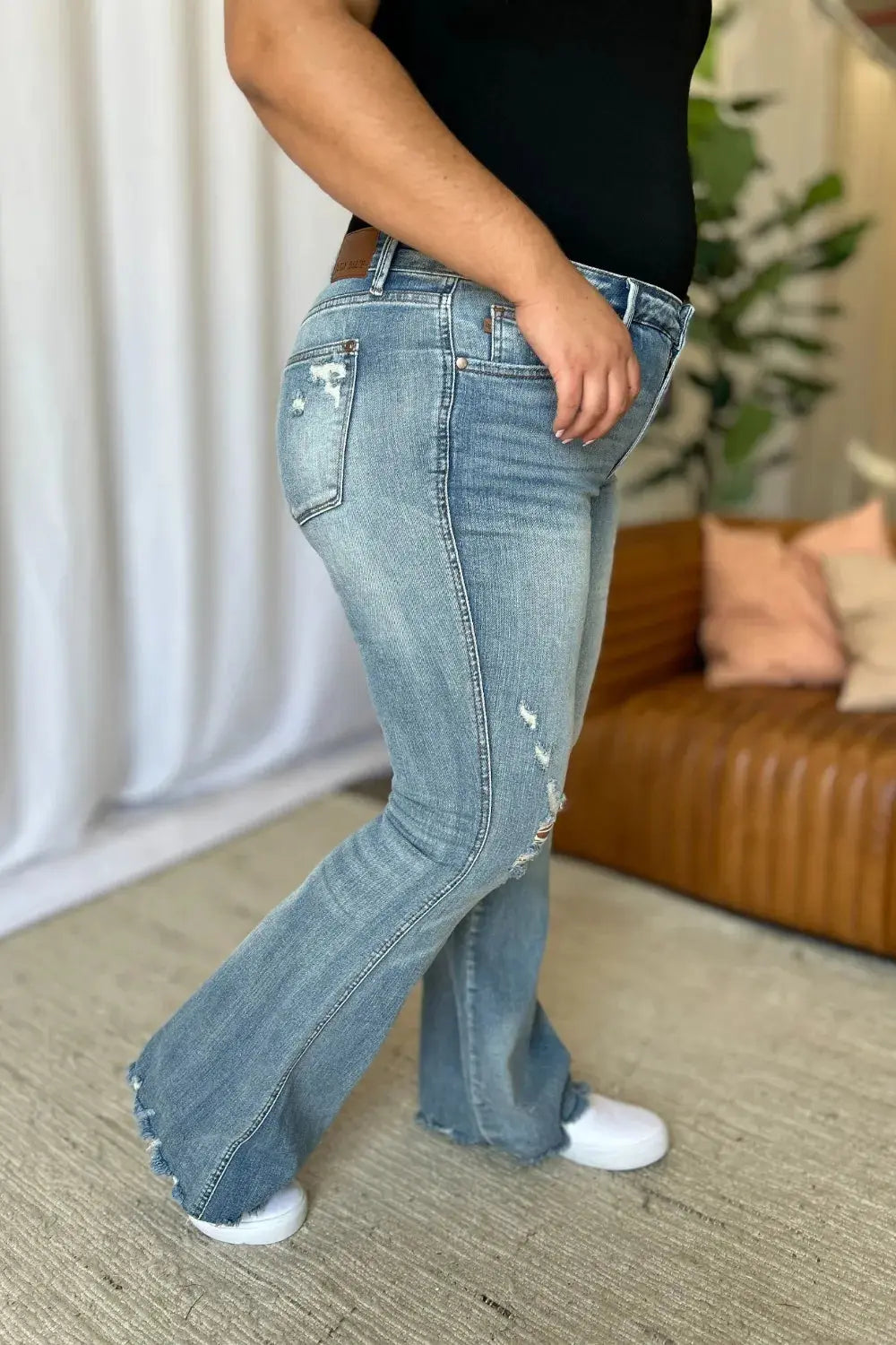 Plus Size Medium Rise Tummy Control Destroy Flare Judy Blue Jeans - Be Bliss Boutique