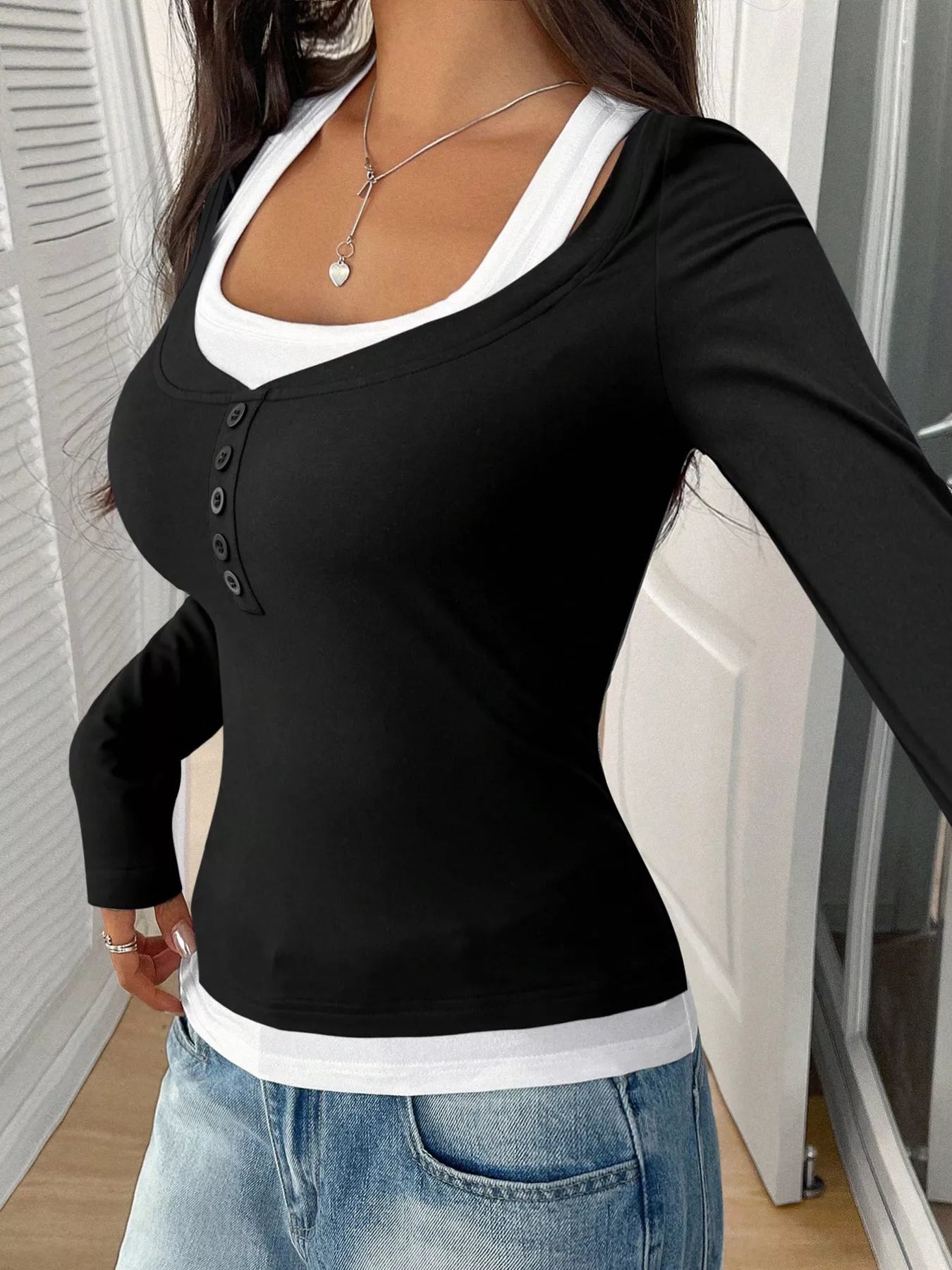 Scoop Neck Long Sleeve T-Shirt - Be Bliss Boutique