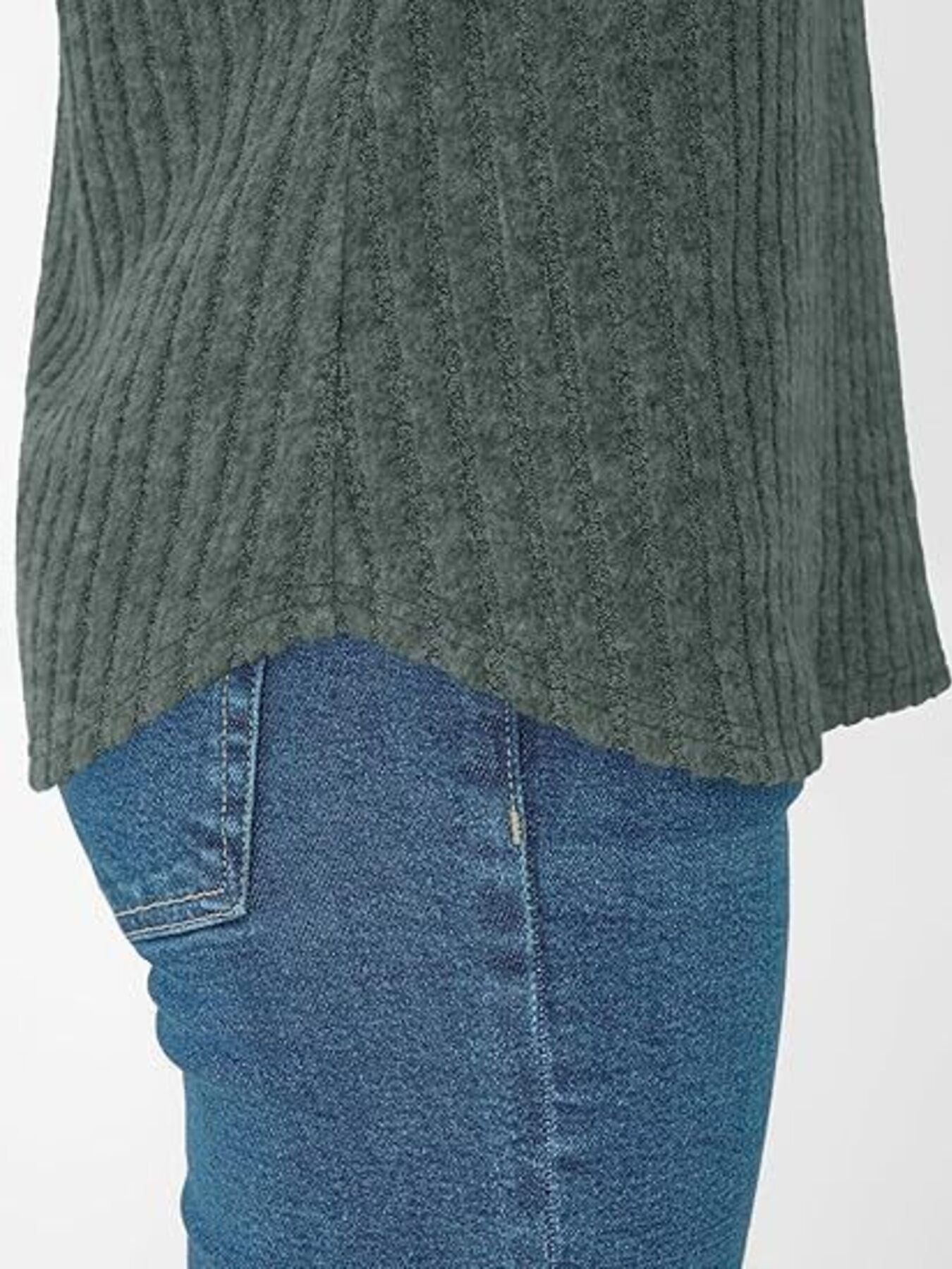 Ribbed Knit V Neck Relaxed Fit T Shirt - Be Bliss Boutique