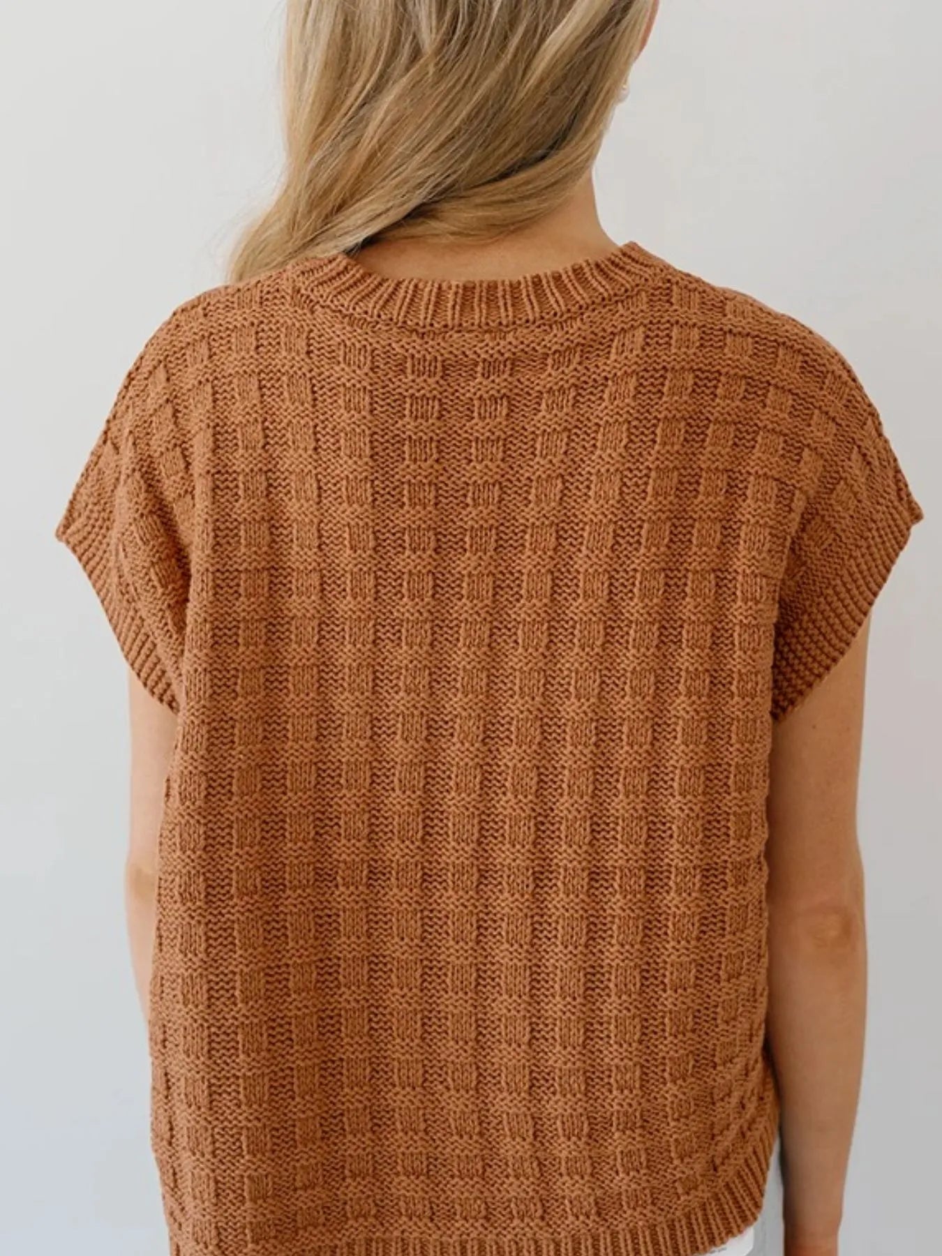 Women’s Textured Knit Round Neck Sweater Vest - Be Bliss Boutique