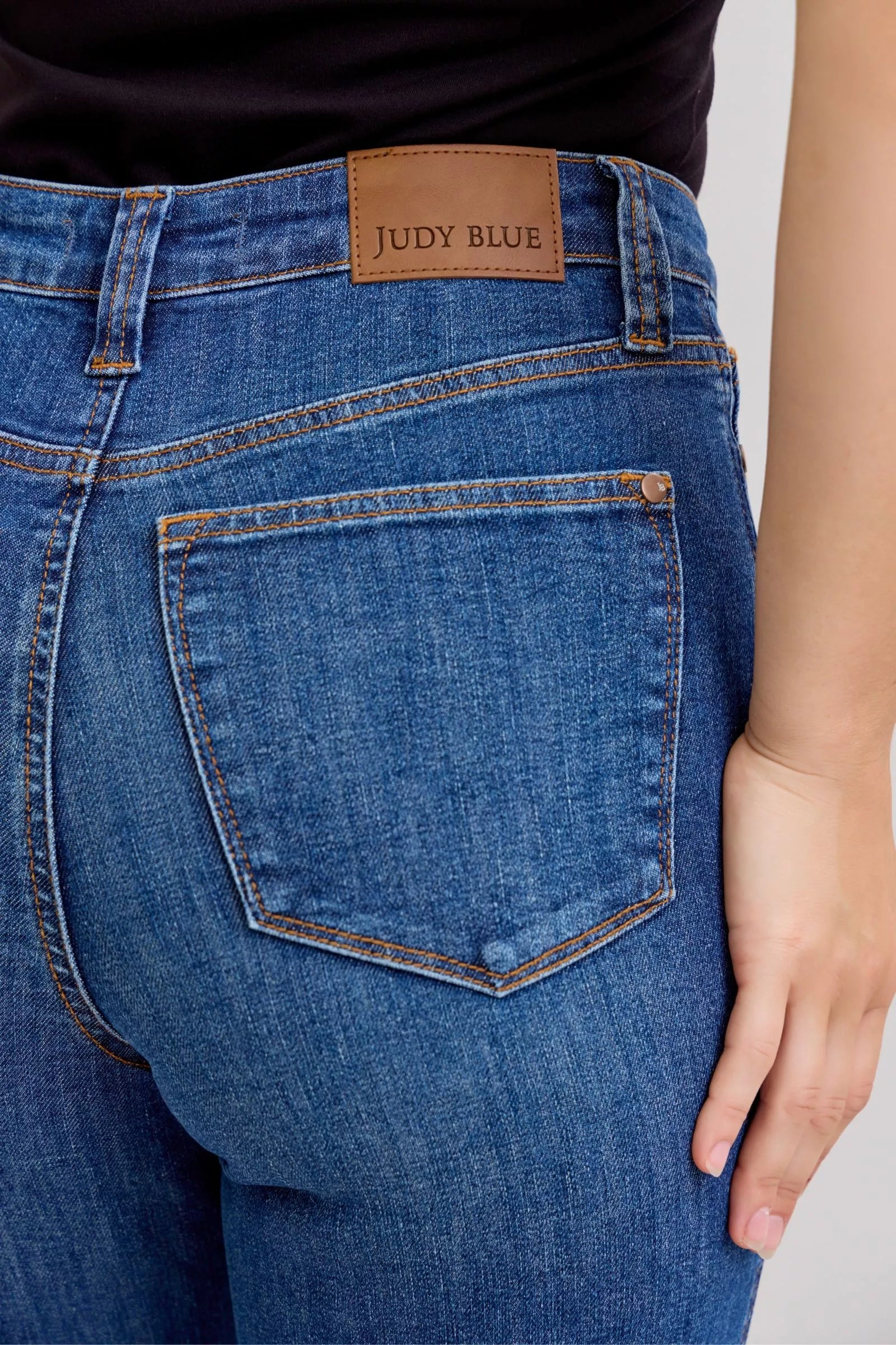 Judy Blue Jeans - High Waist Tummy Control Straight Jeans - Be Bliss Boutique