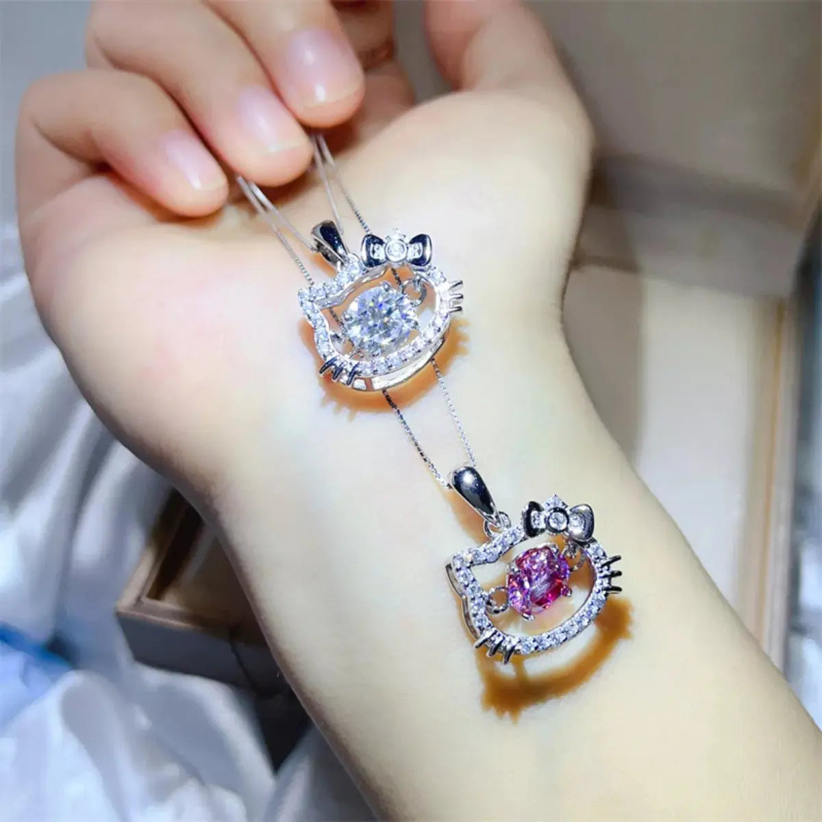 925 Sterling Silver Cat Ear 2 Carat Moissanite Pendant - Be Bliss Boutique