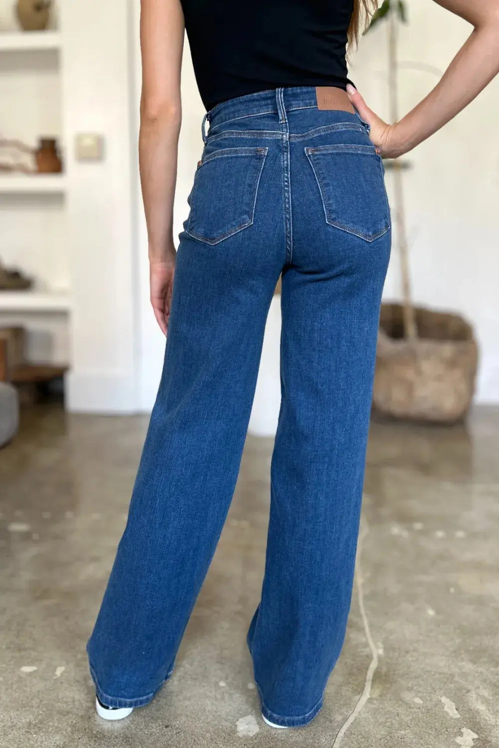 Full Size High Rise Straight Leg Judy Blue Jeans - Be Bliss Boutique