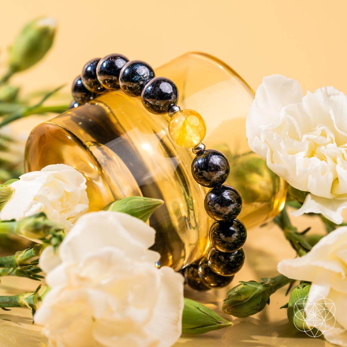 The Arfvedsonite Deep Healing Bracelet - Be Bliss Boutique