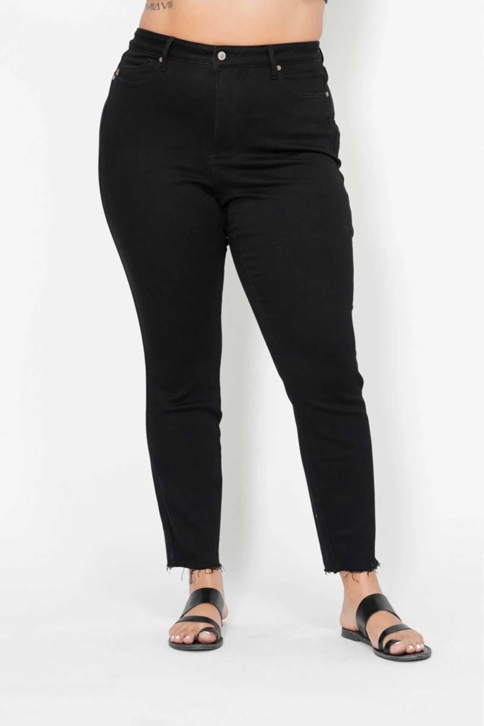 Judy Blue Full Size High Waisted Tummy Control Shield Pockets Skinny Jeans Plus Size -  Be Bliss Boutique