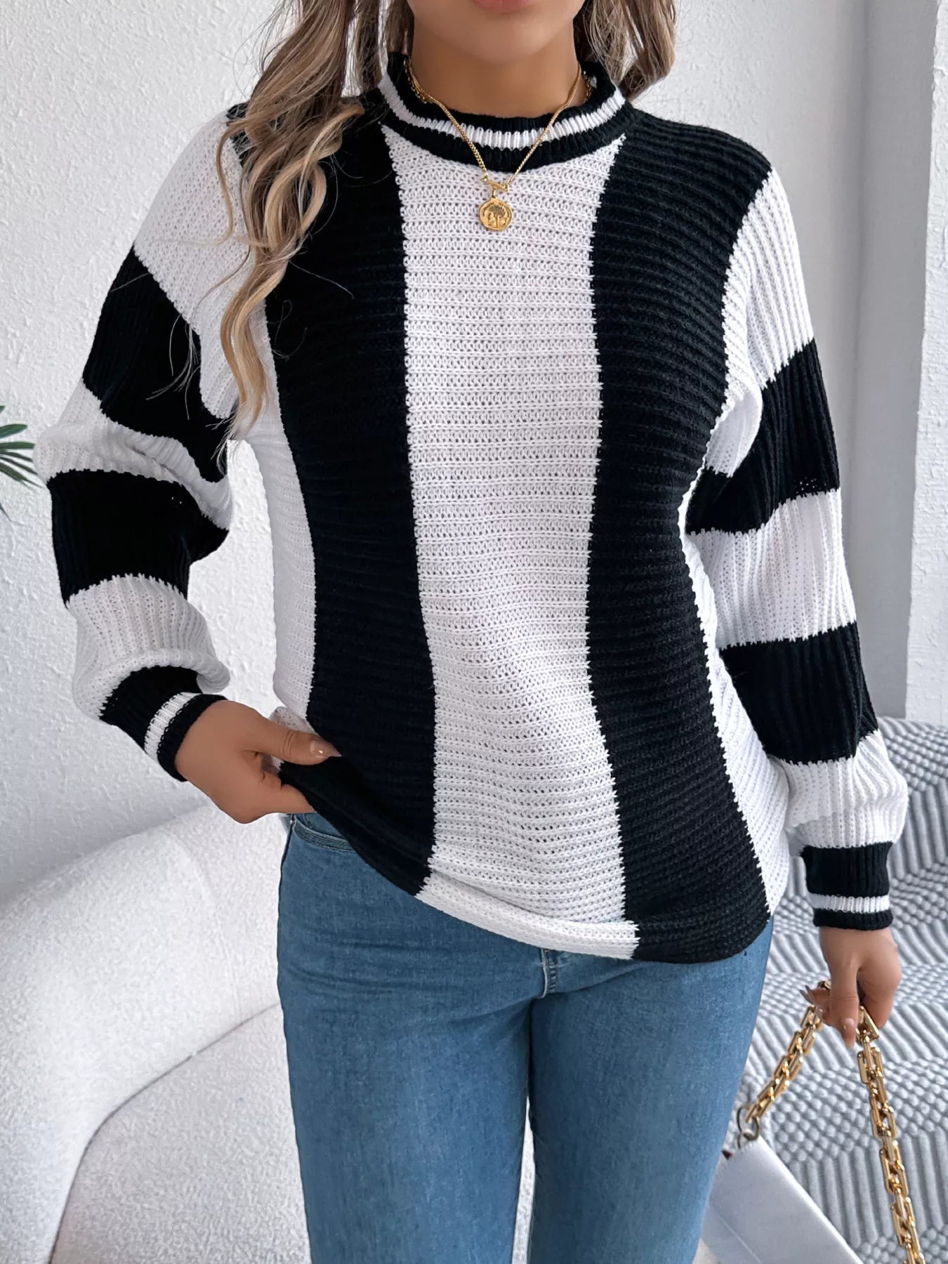 Color Block Round Neck Sweater - Be Bliss Boutique