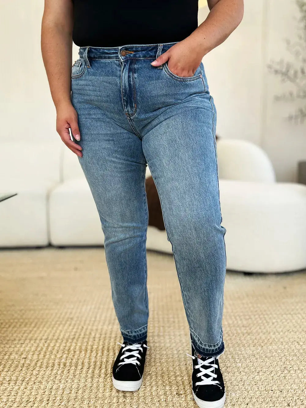 Judy Blue Full/Plus Size Mid Rise Rigid Magic Release Hem Jeans | Be Bliss Boutique