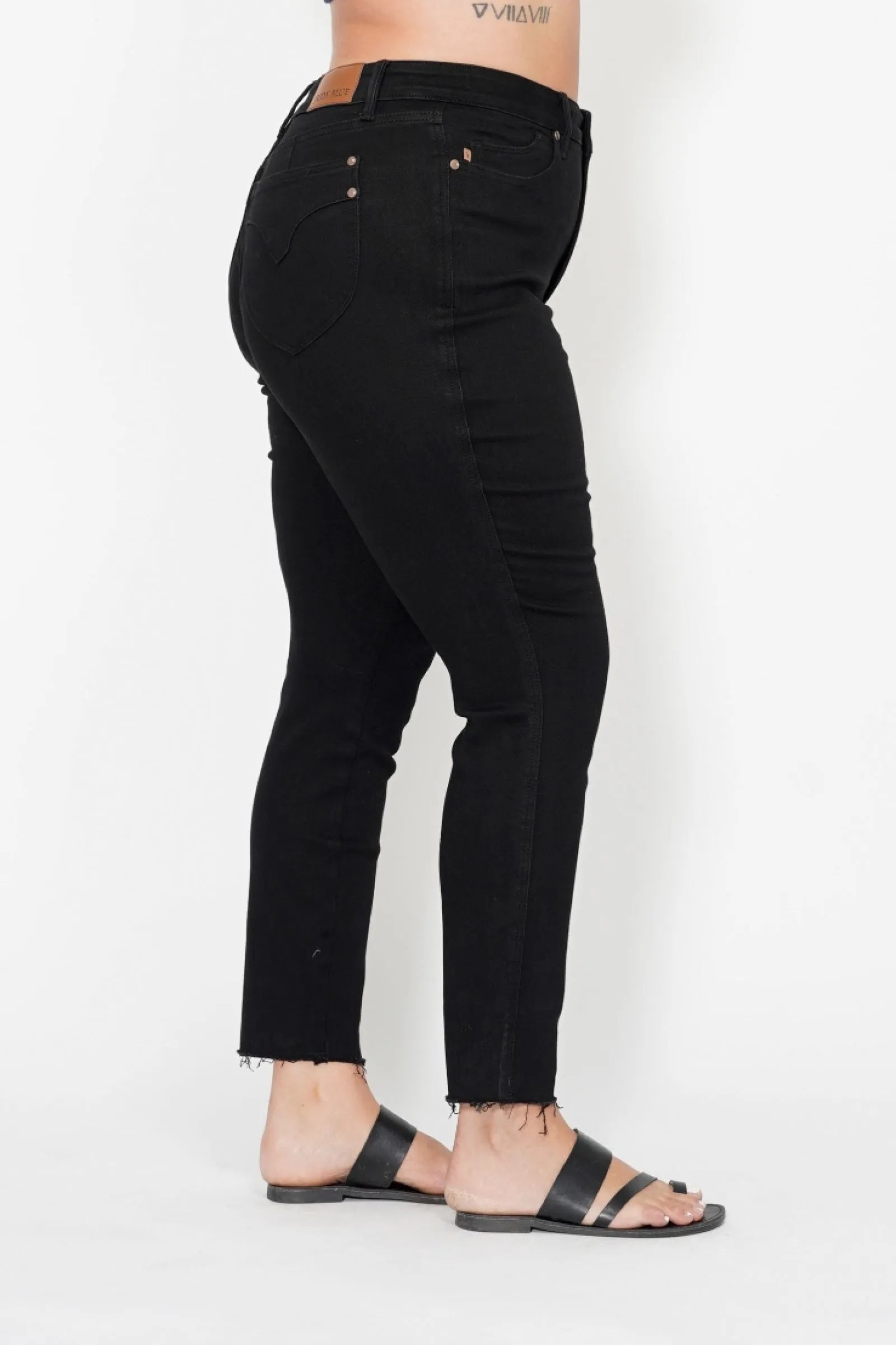 Judy Blue Full Size High Waisted Tummy Control Shield Pockets Skinny Jeans Plus Size -  Be Bliss Boutique