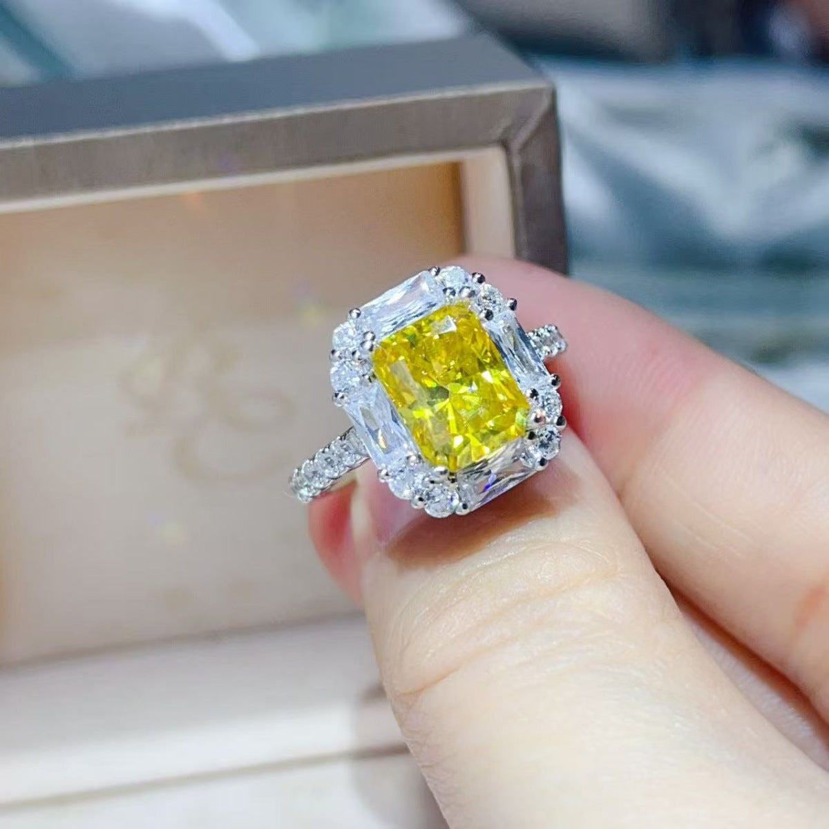 Yellow Halo 3 Carat Moissanite Ring in 925 Sterling Silver - Be Bliss Boutique
