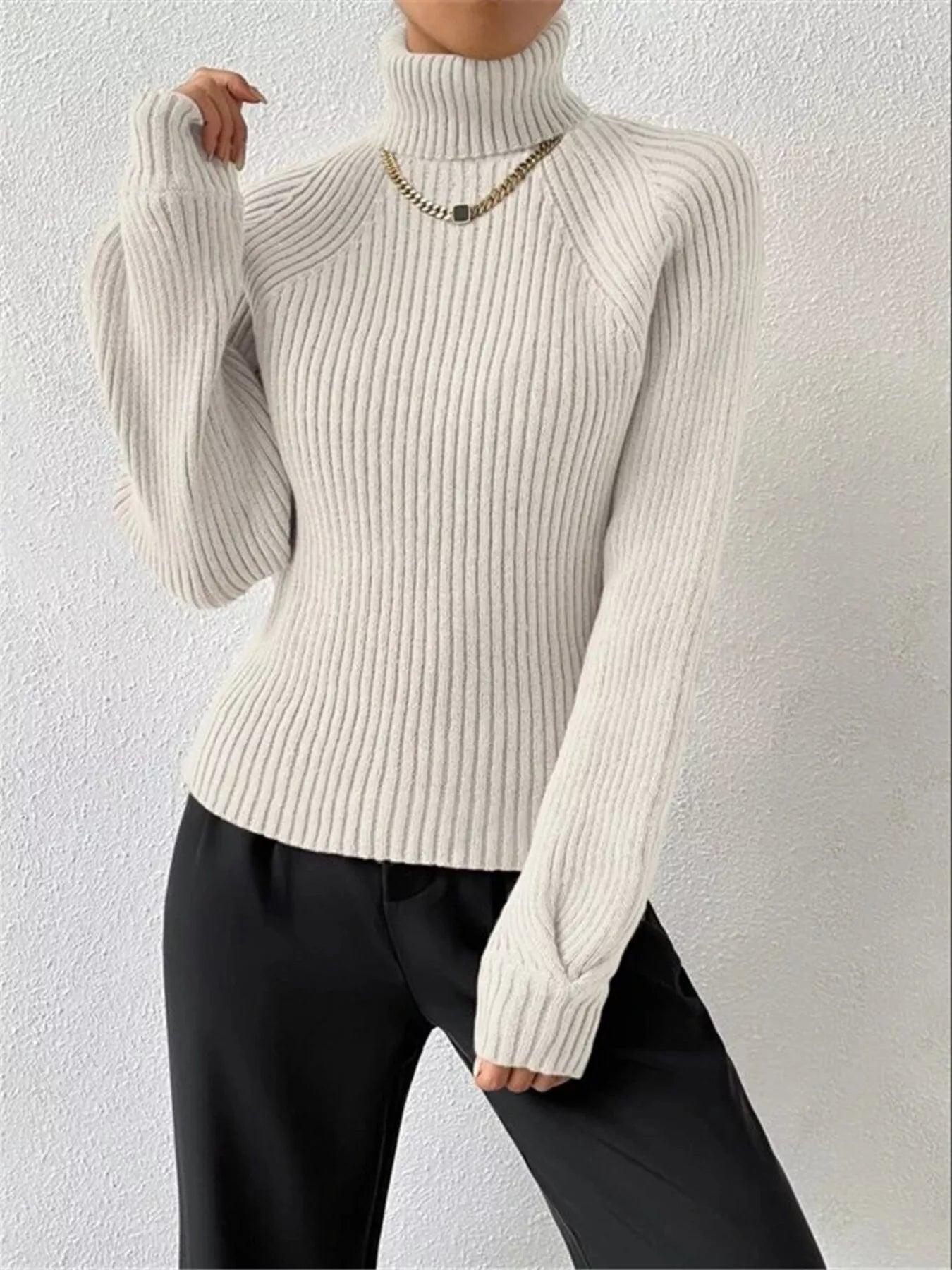 Ribbed Knit Turtleneck Sweater - Be Bliss Boutique