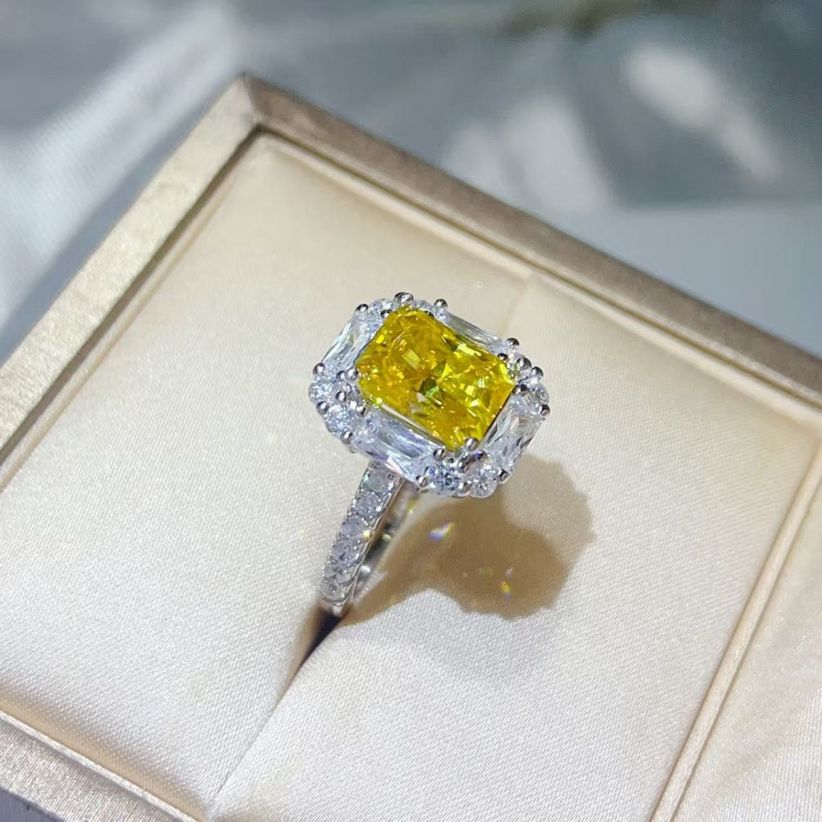 Yellow Halo 3 Carat Moissanite Ring in 925 Sterling Silver - Be Bliss Boutique