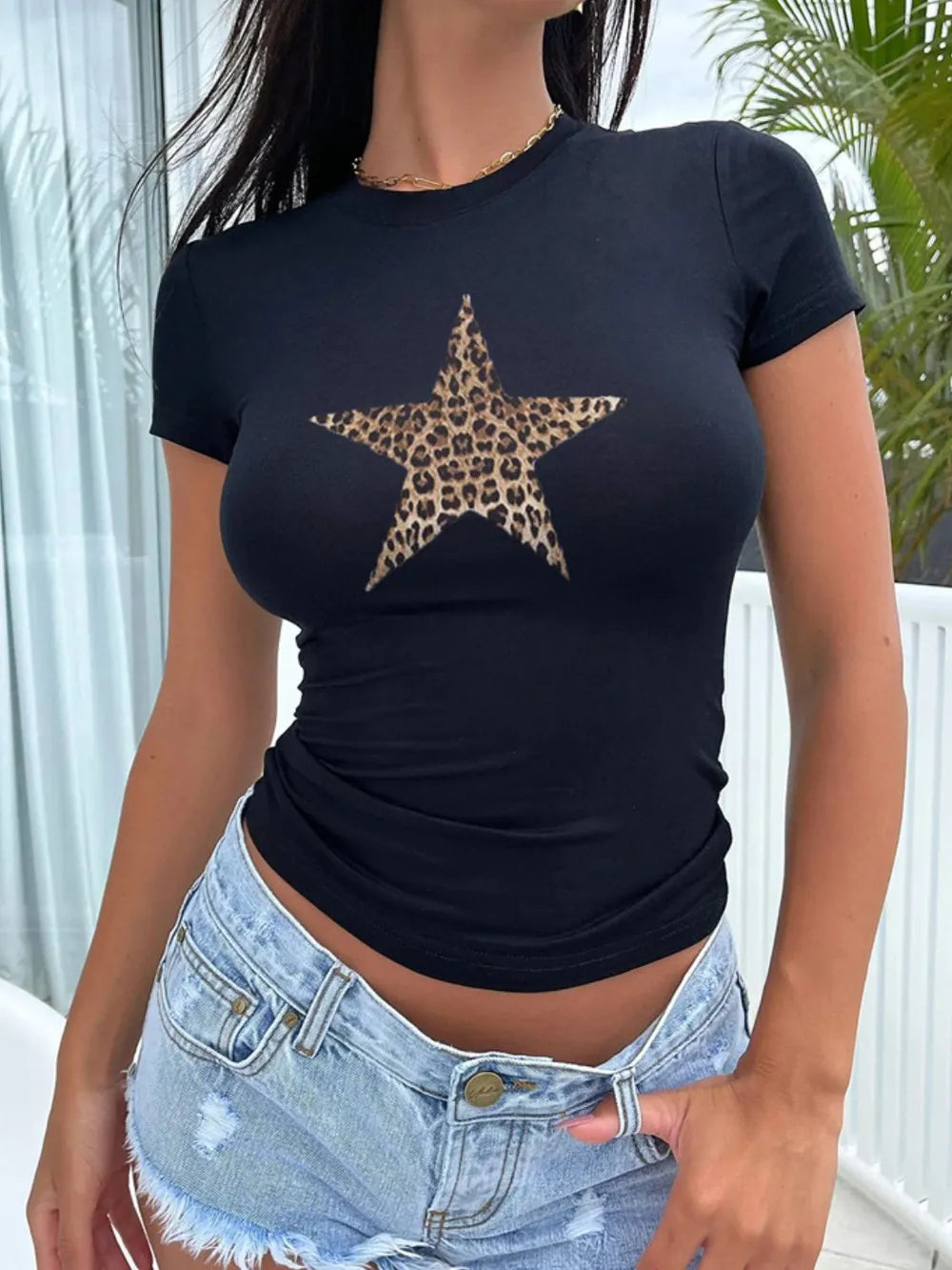 Devine Star Round Neck Short Sleeve T-Shirt - Be Bliss Boutique