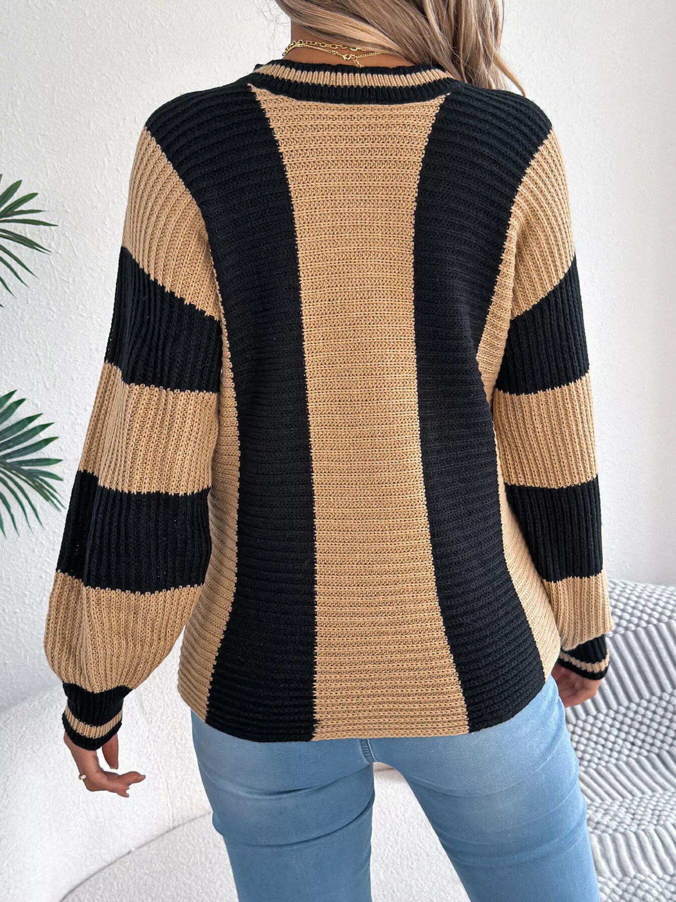 Color Block Round Neck Sweater - Be Bliss Boutique