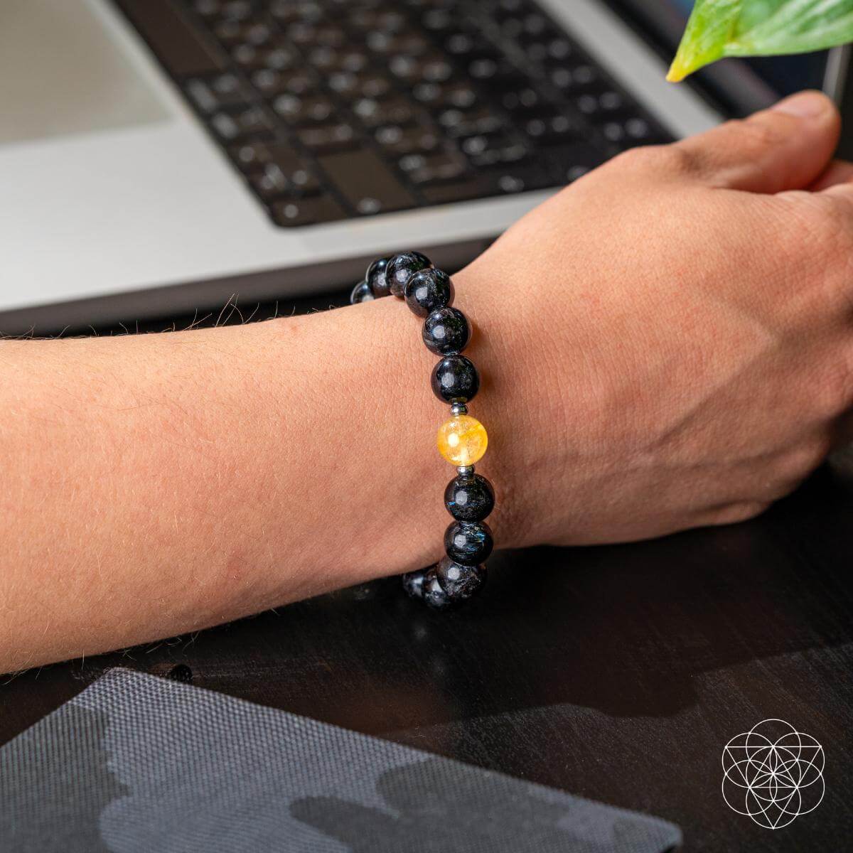 The Arfvedsonite Deep Healing Bracelet - Be Bliss Boutique
