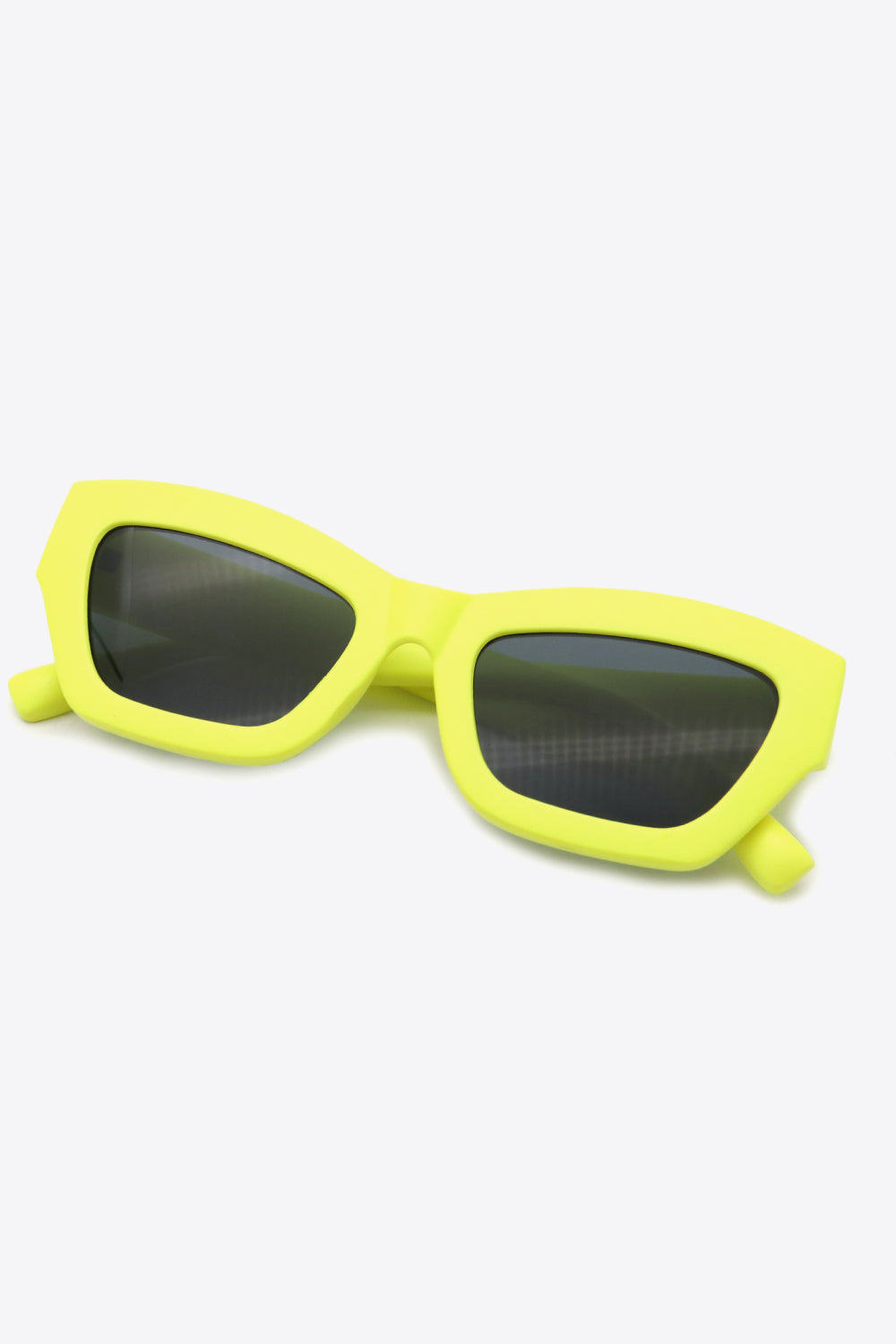 Classic Wayfarer Polycarbonate UV400 Sunglasses in Lemon Yellow